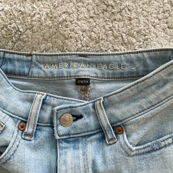 American Eagle Distressed High Waisted Boyfriend Shorts Size 00 - Picture 3 of 4